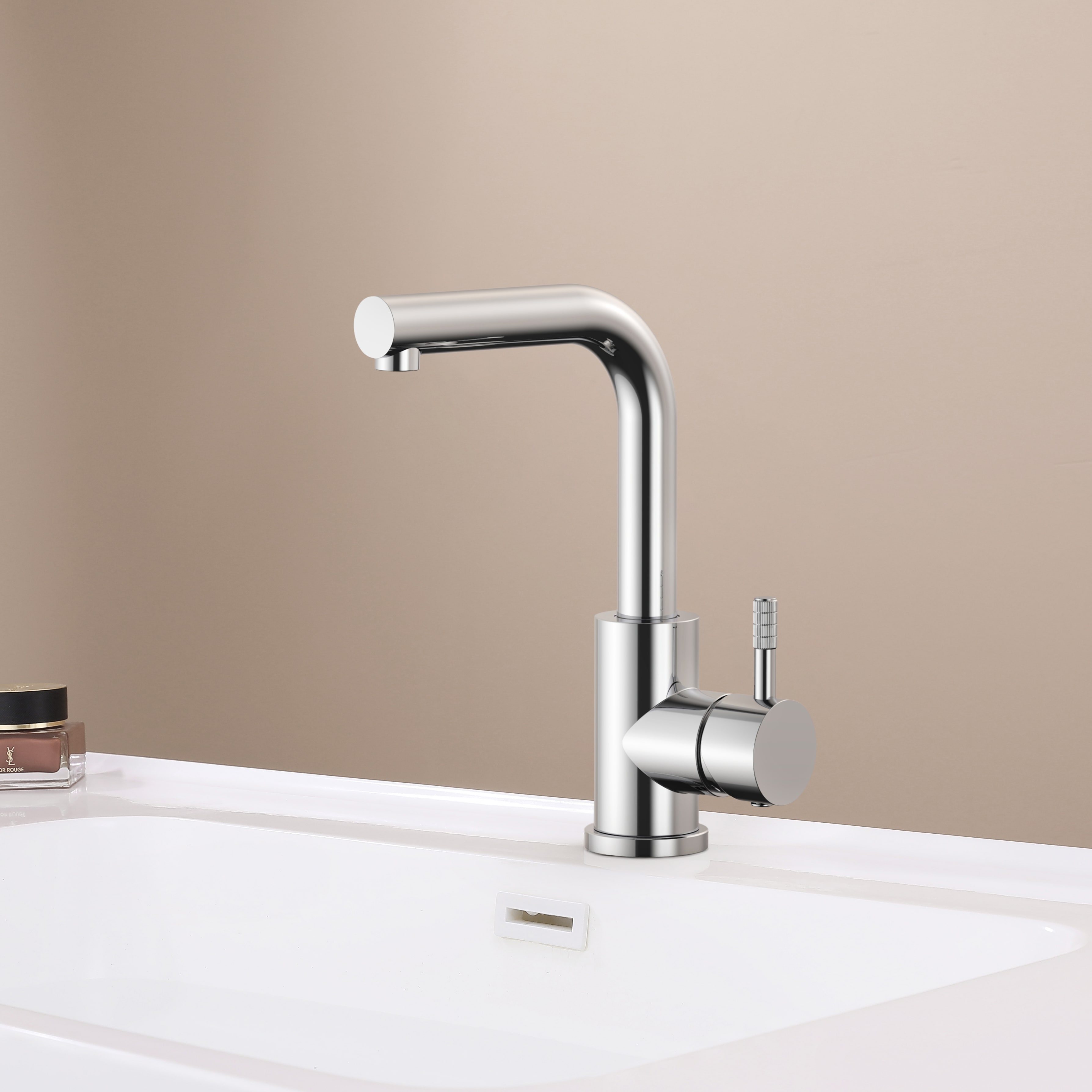 STRIA MITIGEUR LAVABO/ÉVIER – BEC DROIT – MOBILE – DÉMARRAGE À FROID – POIGNÉE AVEC STRUCTURE STRIÉE RAFFINÉE – SANS BONDE – CHROME